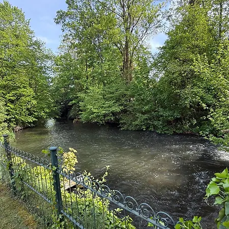 Au Bord De L Eau * Villabe